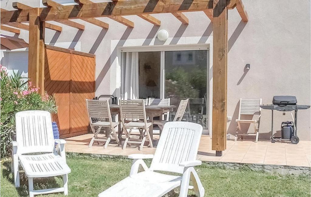 Beautiful Home In Montauroux With 2 Bedrooms, Outdoor Swimming Pool And Heated Swimming Pool photo 3
