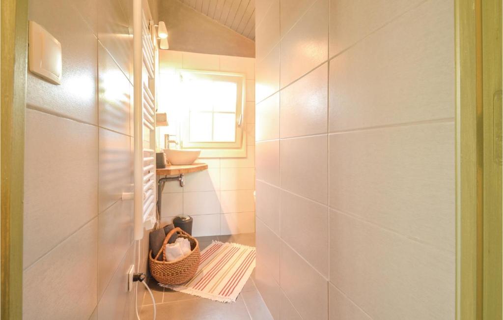 Beautiful Home In Charritte De Bas With 2 Bedrooms And Wifi photo 4
