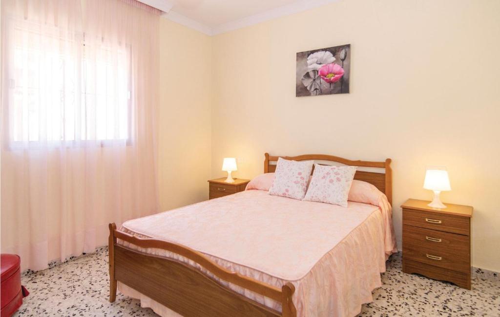 Beautiful Home In Torrox With 3 Bedrooms, Wifi And Outdoor Swimming Pool photo 4