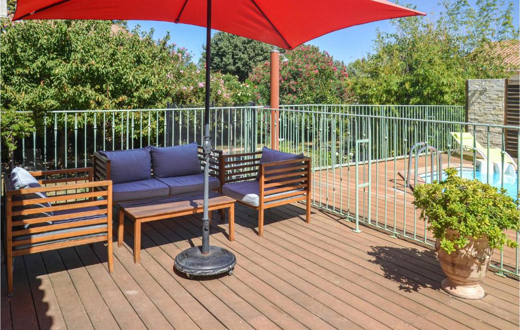 Stunning Home In Montblanc With Wifi, Private Swimming Pool And Heated Swimming Pool photo 3