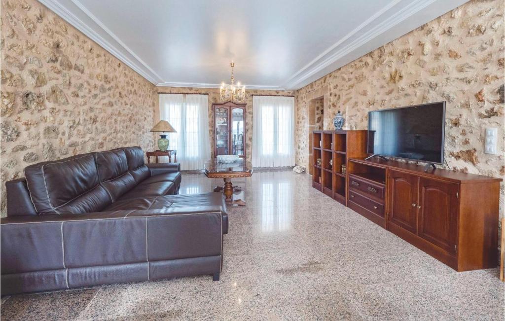 Beautiful Home In Manacor With Private Swimming Pool, Outdoor Swimming Pool And Swimming Pool photo 1