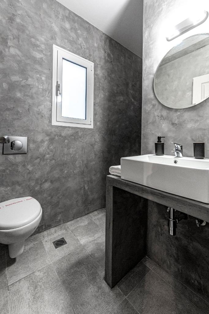 Boutique Studios & Apartments - by Avelink photo 3