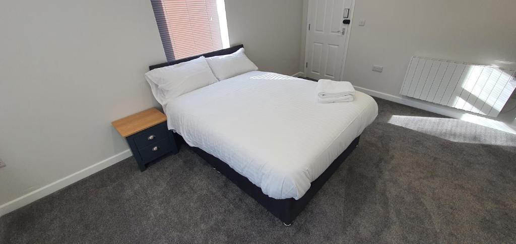 APARTMENT in BARNSLEY CENTRAL photo 3