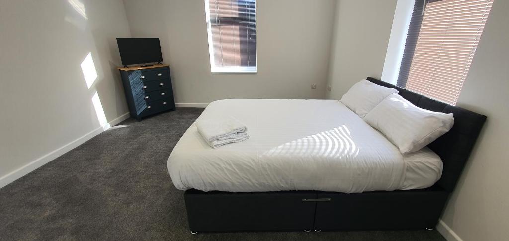 APARTMENT in BARNSLEY CENTRAL photo 4