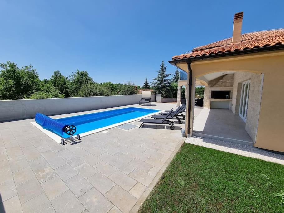 Villa Oasis - pool villa in heart of Istria photo 2