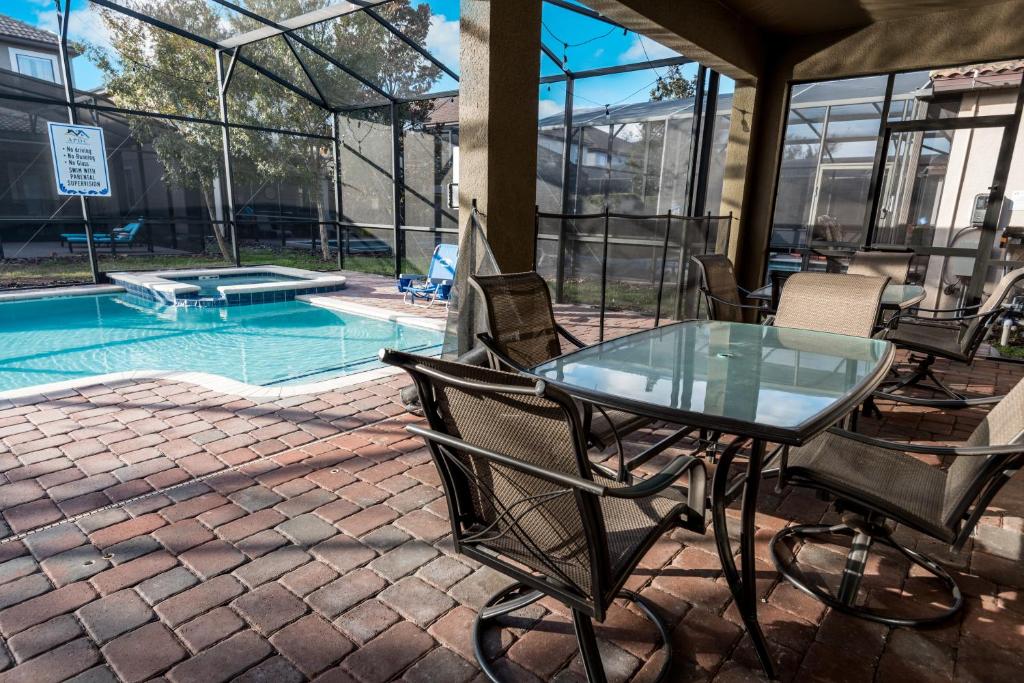 8 Bedroom Estate Near Disney World photo 2