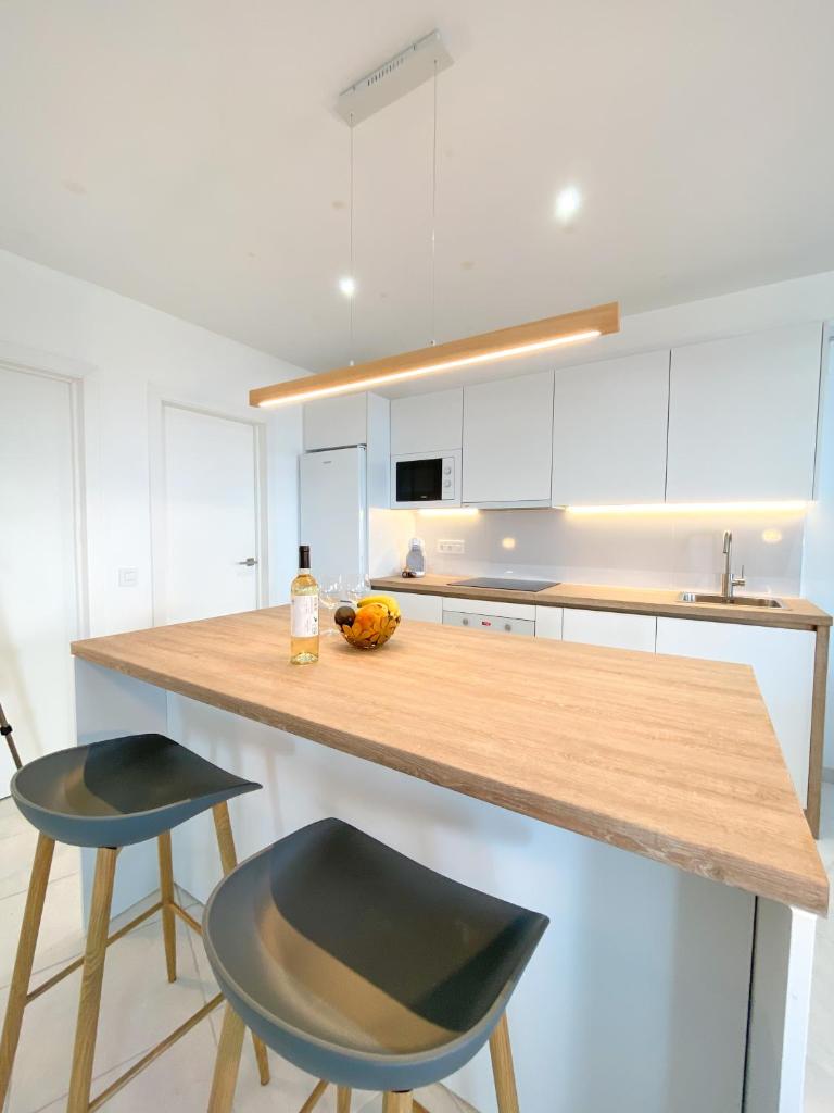 Feel Tenerife Suites - Adults ONLY - Tap to explore photos