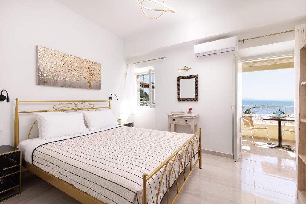 Salt & Sun Apartments by Konnect, at Kaminaki Beach photo 1
