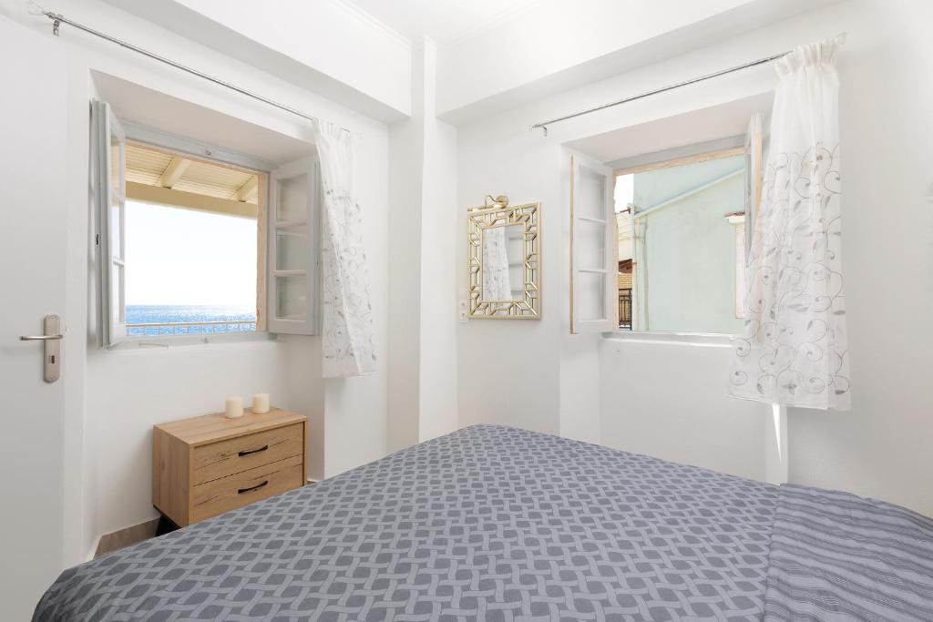 Salt & Sun Apartments by Konnect, at Kaminaki Beach photo 2
