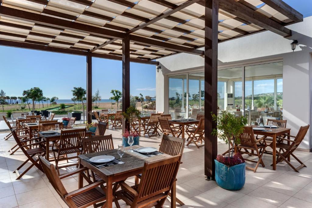 Thalassa Beach Family & Waterpark Resort photo 2