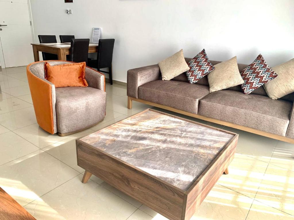 Luxury Two-Bedroom Apartment in amazing place Lukomorye E5 photo 2