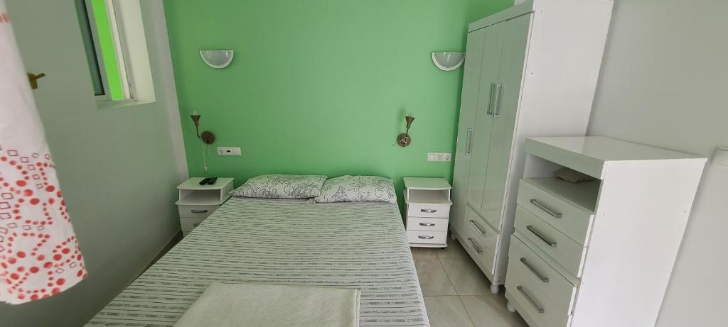 LA MENOR photo 4