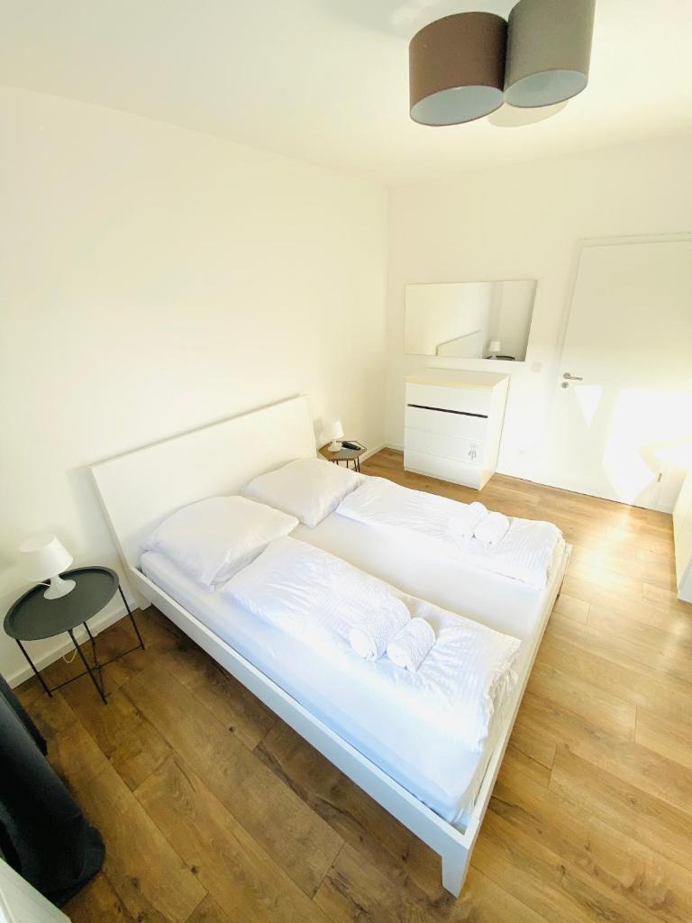 Zentral gelegene 2 Zi. Wohnung nähe Innenstadt/HBF photo 3