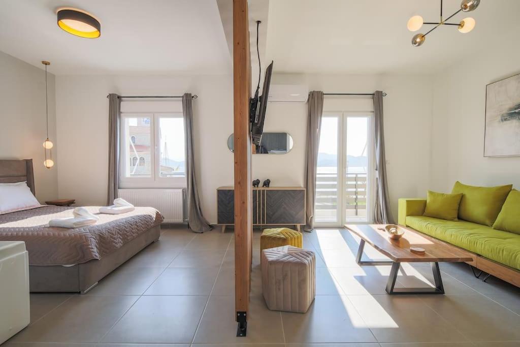 *Oasis* Best View Jacuzzi New Central Apartment photo 1