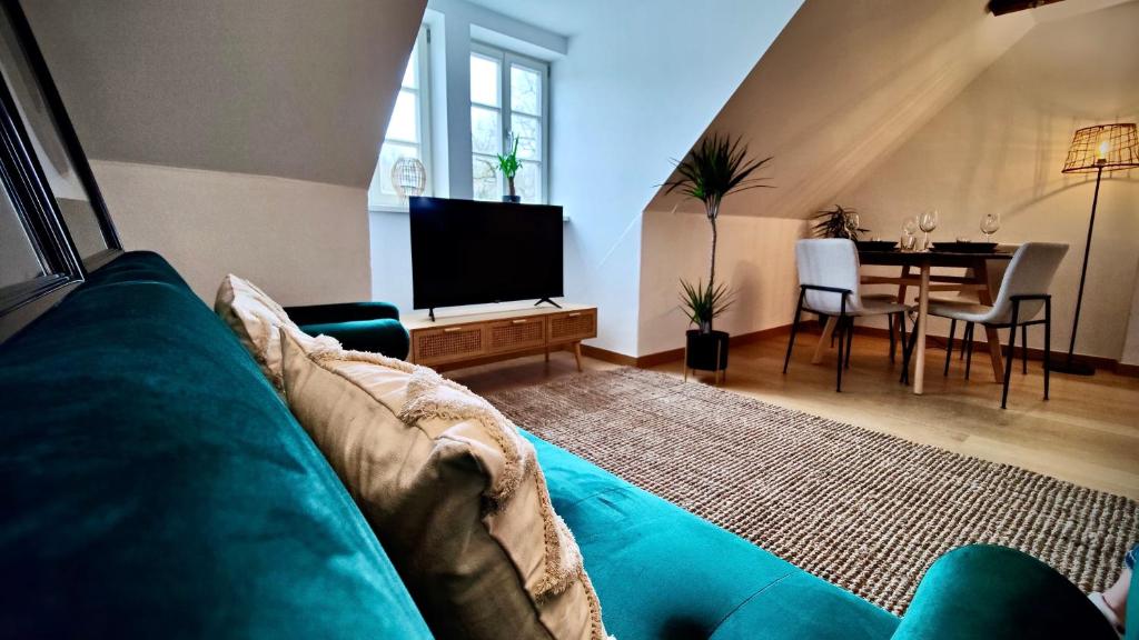 One Apartment's⎢Neu+Zentral⎢Alberstplatz⎢Altbau photo 1