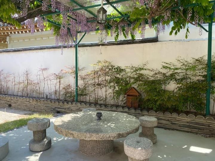 Adam Guesthouse photo 4