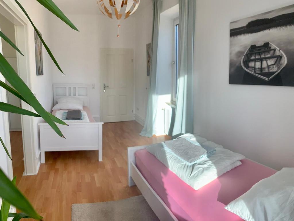 Citynahes Apartment für die ganze Familie oder Gruppen in ruhiger Lage photo 3