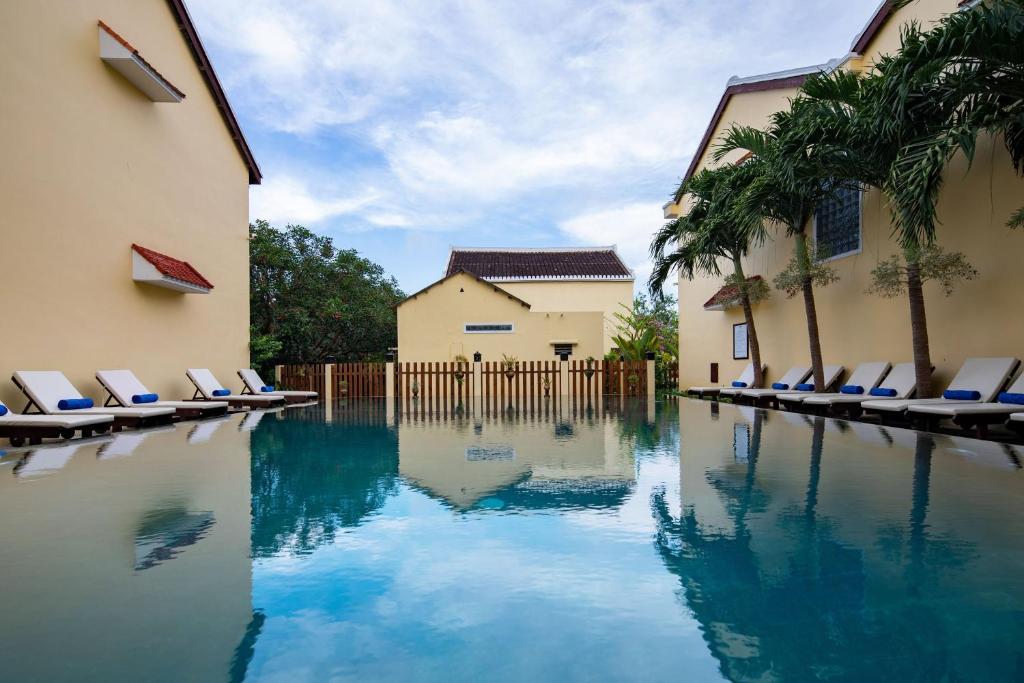 Silk Luxury Hotel & Spa