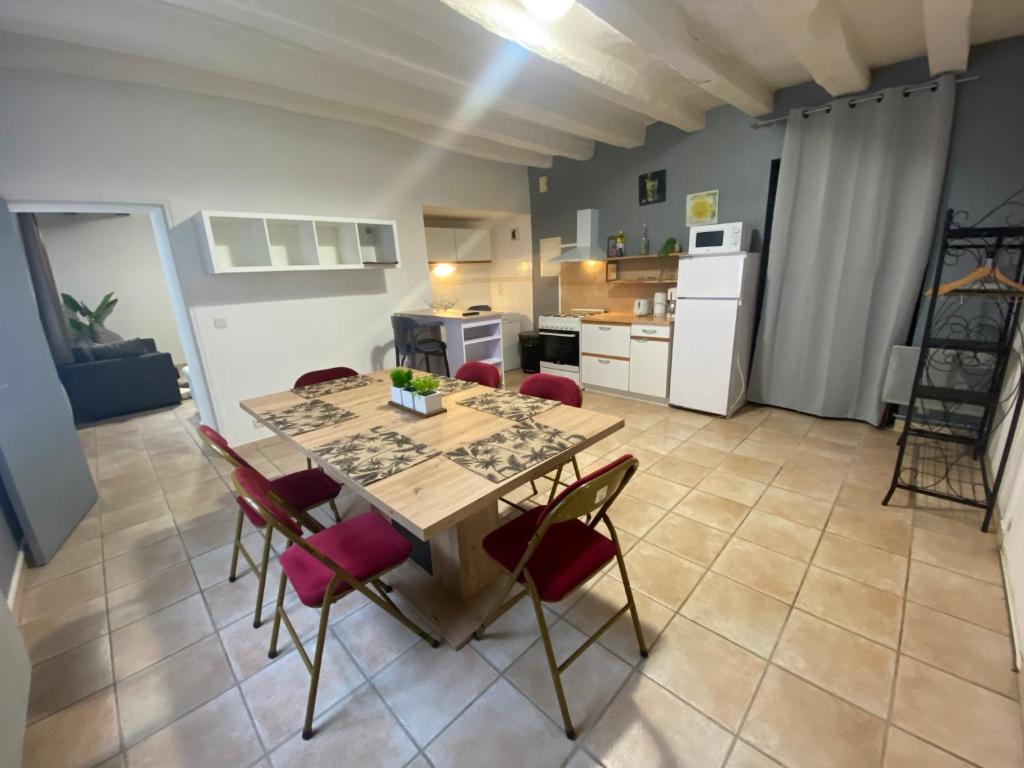 Logement de groupe au centre d'Azay le Rideau photo 1