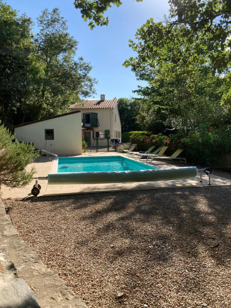 Maison avec piscine chauffée entre mer et montagne photo 2