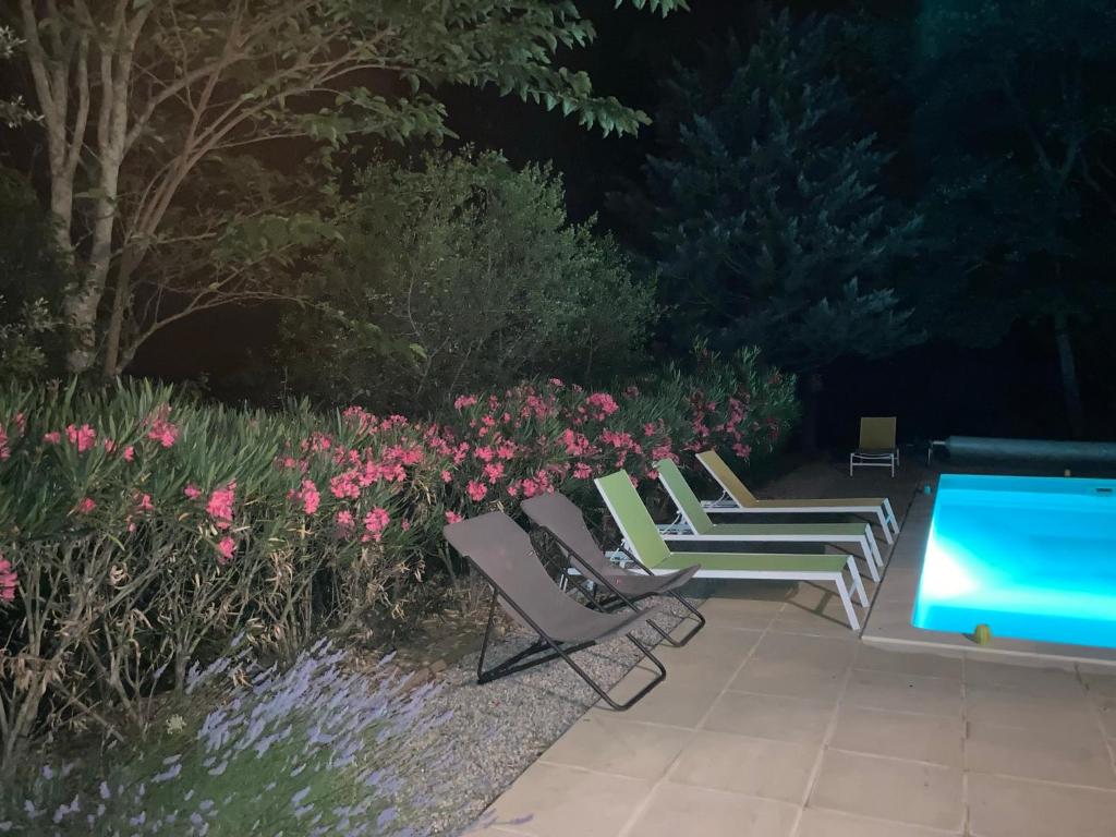 Maison avec piscine chauffée entre mer et montagne photo 1