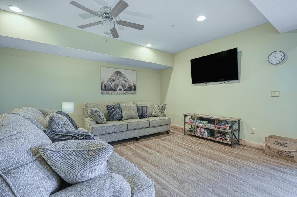 Curb-Free Chalet photo 2