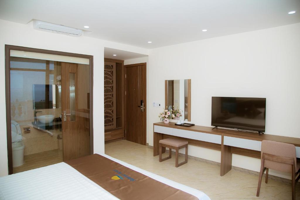 Sunrise Hải Tiến