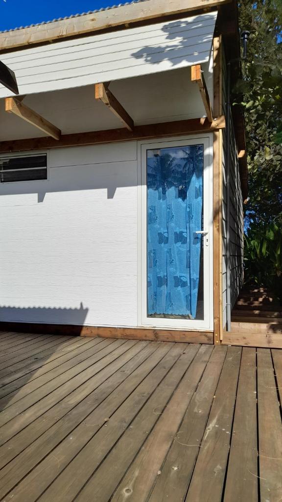 Mara'ai le spot Tubuai Chambre triple Taahueia Deluxe SDB privée avec piscine photo 3