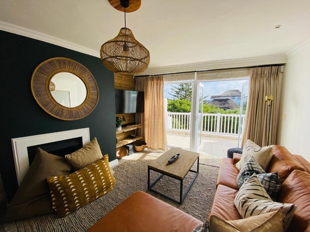 Modern 3 Bedroom Townhouse in St Francis Bay photo 2