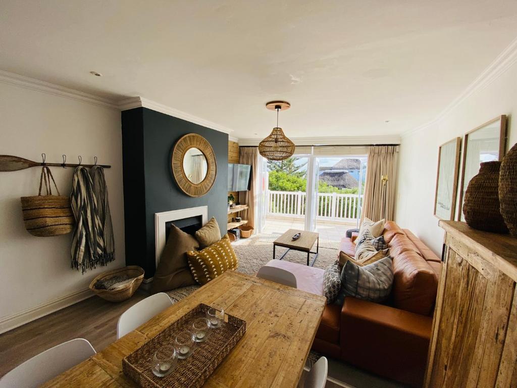 Modern 3 Bedroom Townhouse in St Francis Bay photo 3