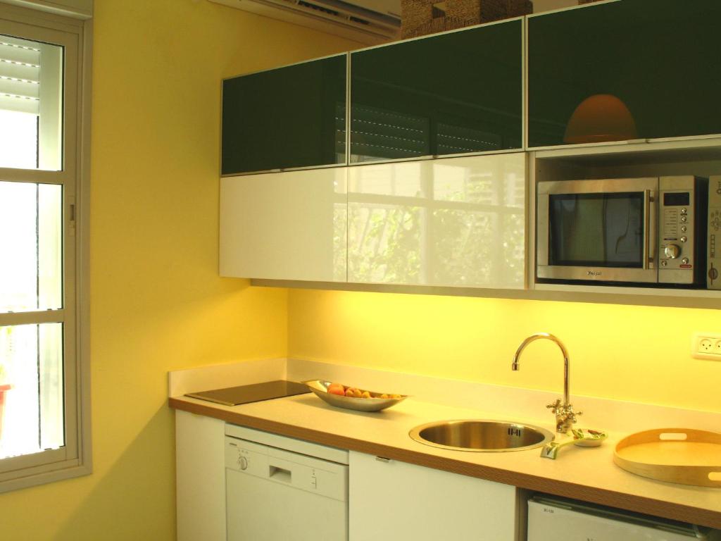 TLV Living Apartment photo 4