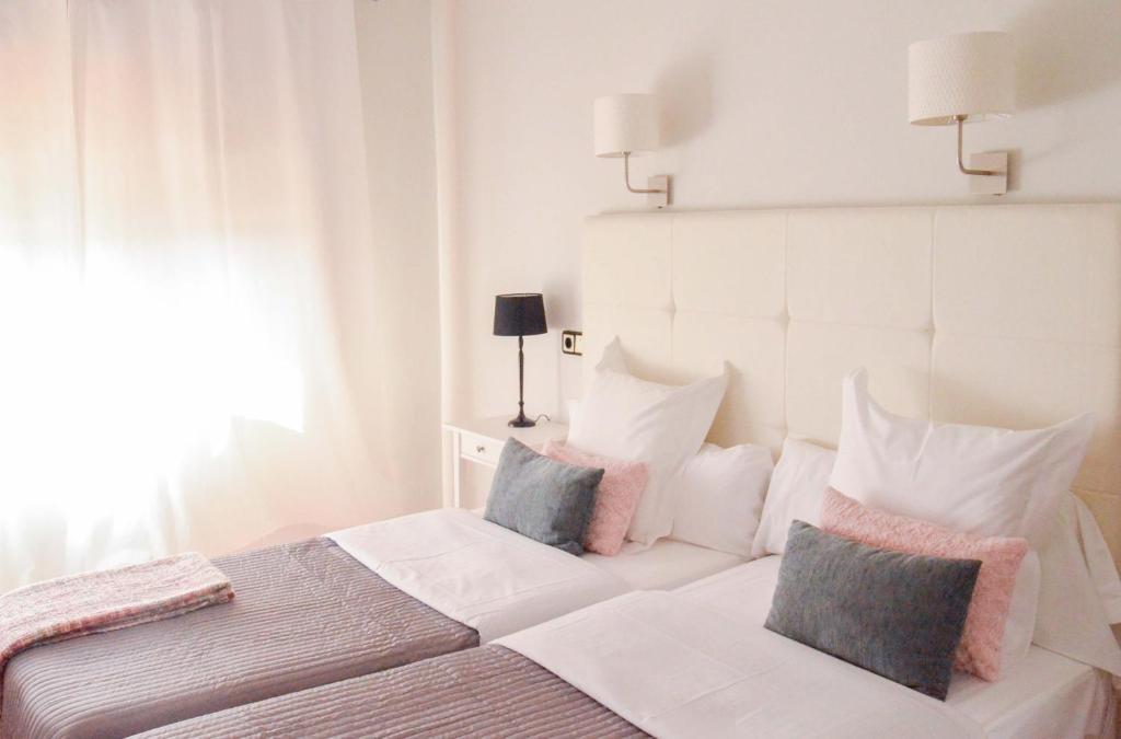 Hostal Carlos V photo 1