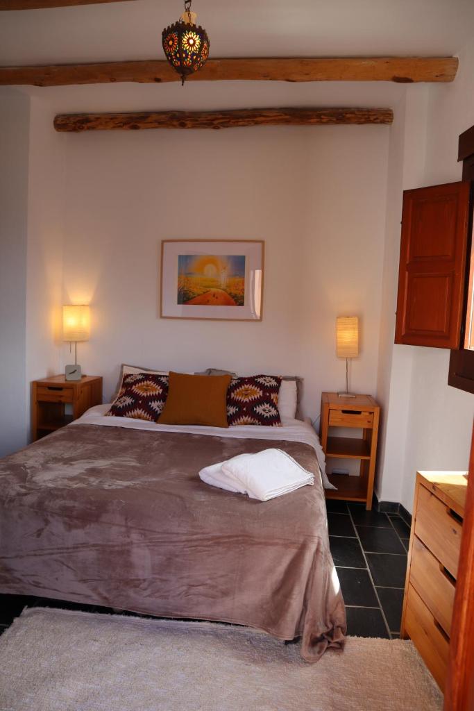 Casa corasol, a cozy, comfy, 2BR house- panoramic view and rooftop photo 1