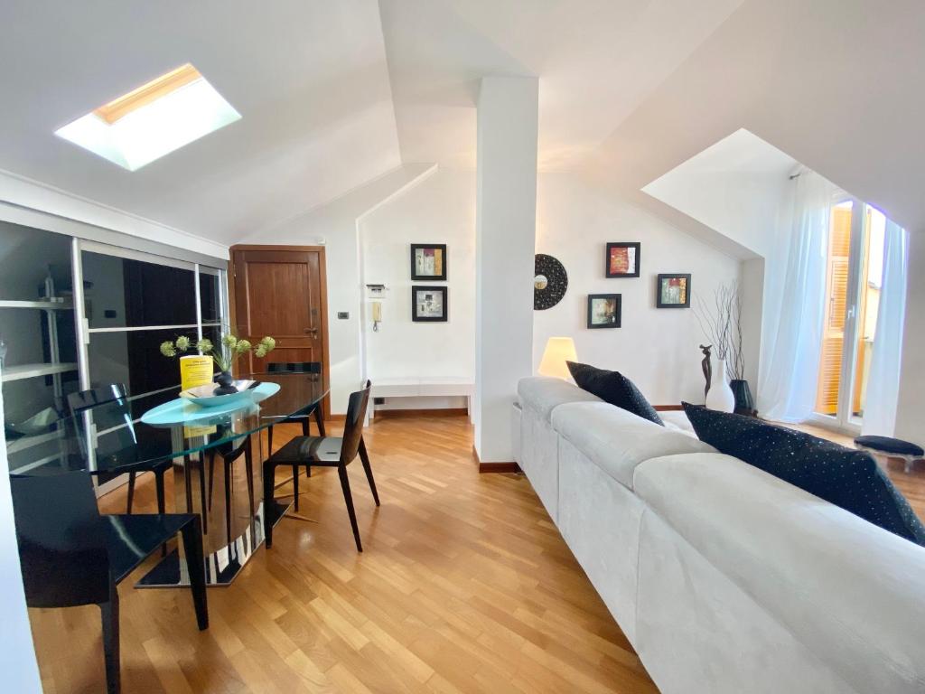CasaViva - Central Seaview Penthouse in Camogli photo 4