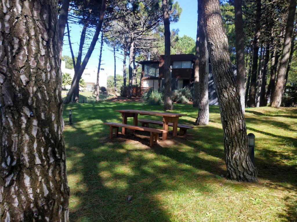 Pinamar Norte Casa Aquiles 8 pax photo 2