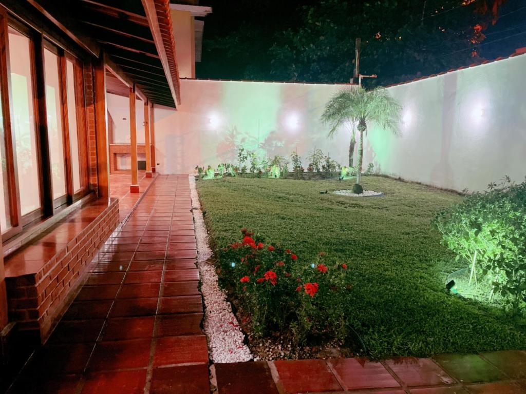 BEACH HOUSE Unidade 2 - Casa de Praia Guarujá 50 Metros do mar photo 1