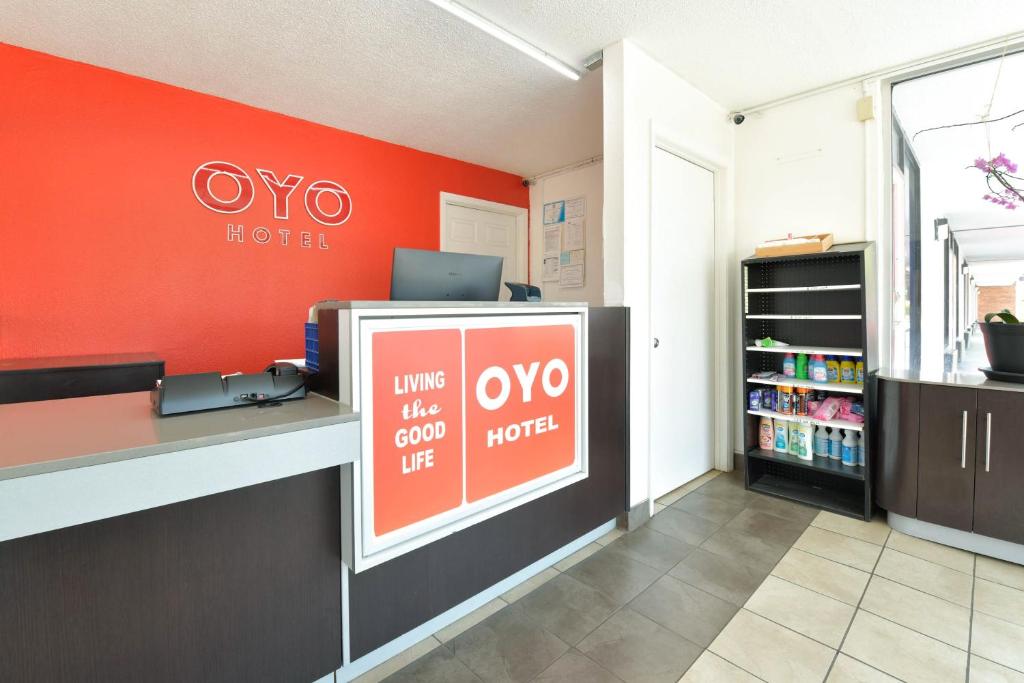 OYO Hotel Valdosta GA I-75 photo 4