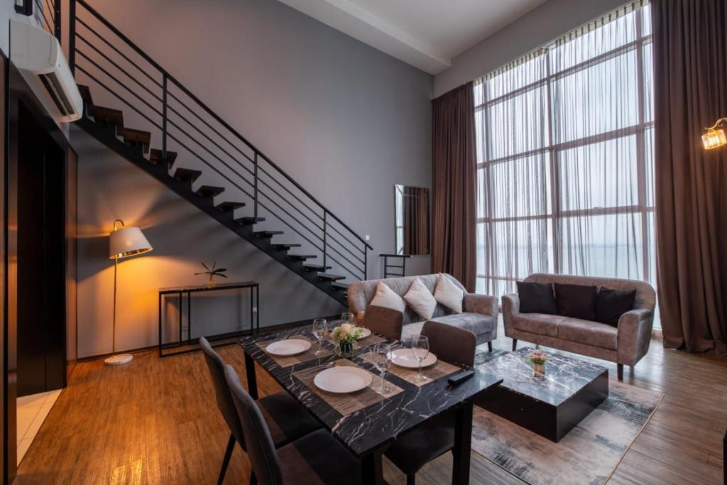 Loft Pano Seaview Suite 2 Bedroom by The Only Bnb photo 1