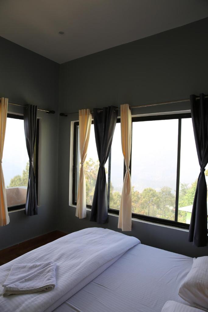 The Buransh Inn photo 2