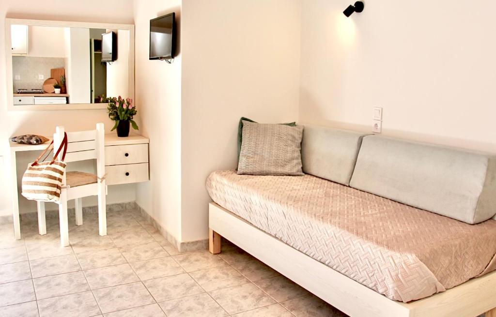 Comfy Loft at Regina Apartments photo 2