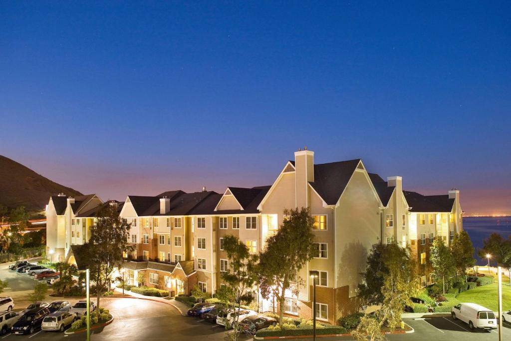 Sonesta ES Suites San Francisco Airport Oyster Point Waterfront image