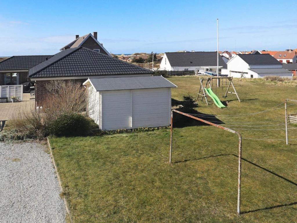 10 person holiday home in Thisted photo 3
