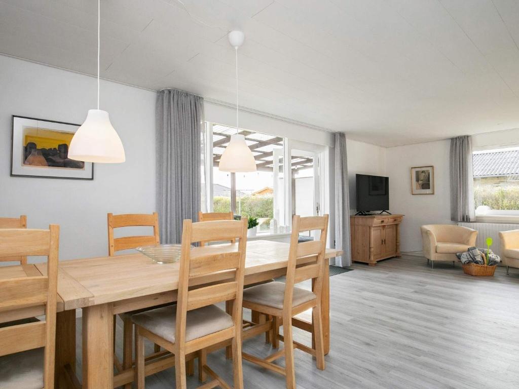 6 person holiday home in lb k photo 2