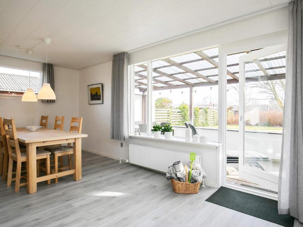 6 person holiday home in lb k photo 1