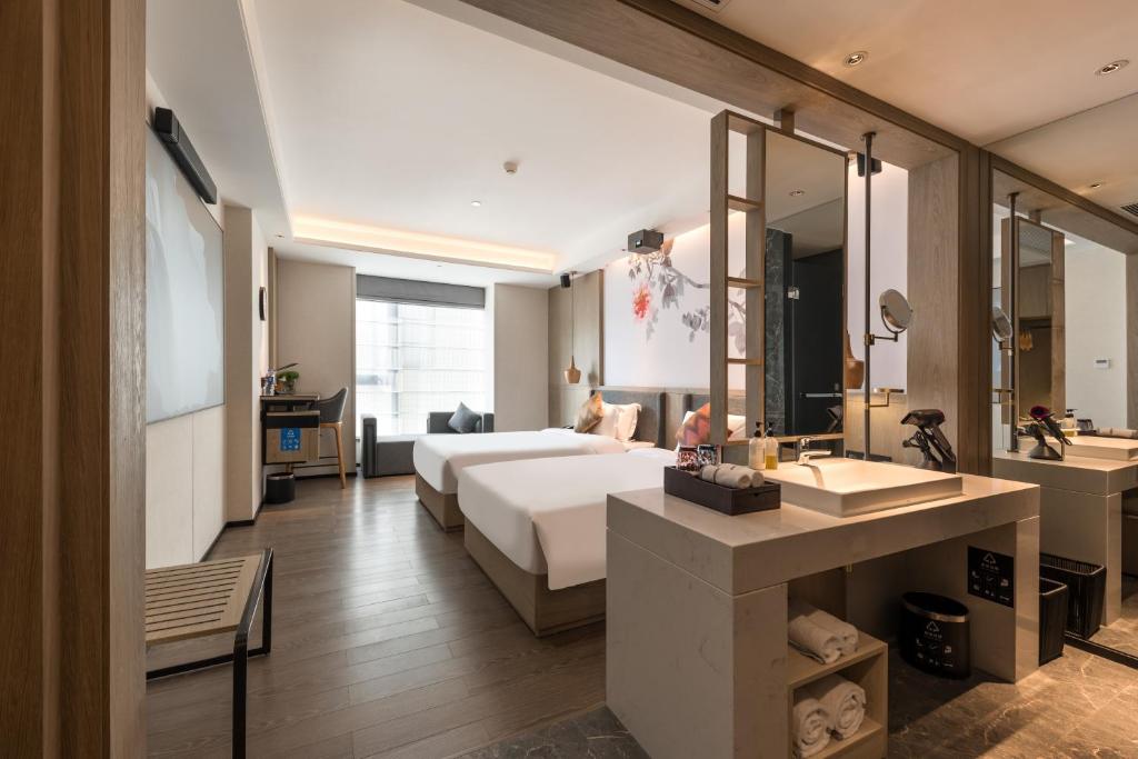 Paco Hotel Canton Tower Pazhou-Free shuttle bus for canton fair photo 4