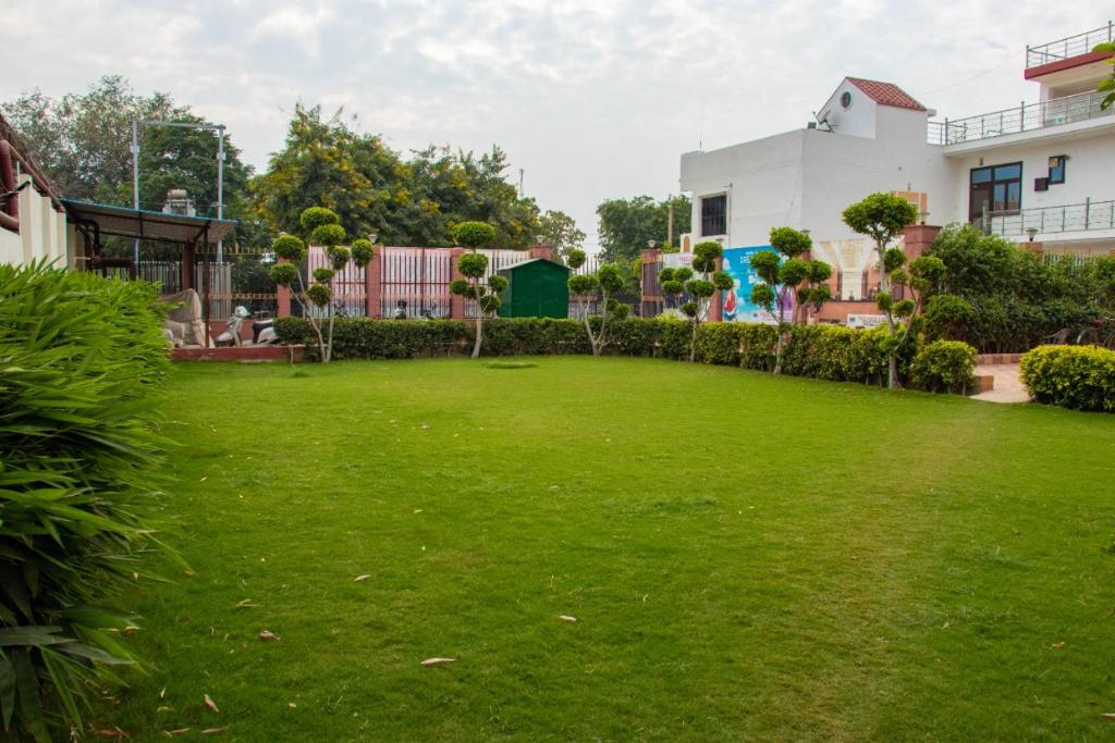HOTEL SOURAV PARK INN photo 2