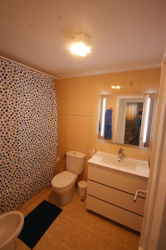Apartamento con terraza y piscina a 300m de playa photo 4