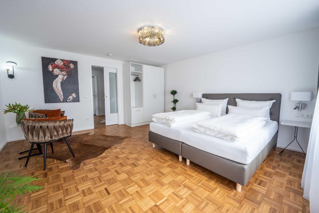 City Wohnung FN L 5 KLIMATISIERT mit Balkon und Küche photo 3
