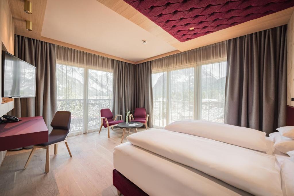 Hotel Kristall - Adults only photo 3