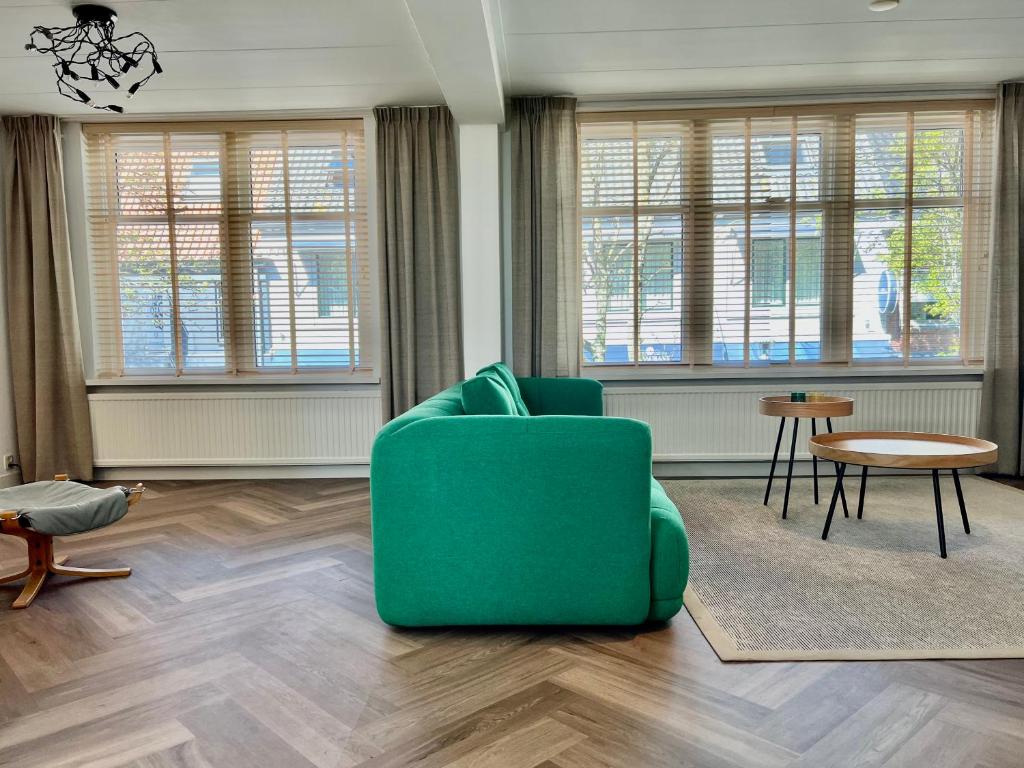 140 m2 groot appartement -midden in het centrum- 2022 kompleet gerenoveerd photo 2